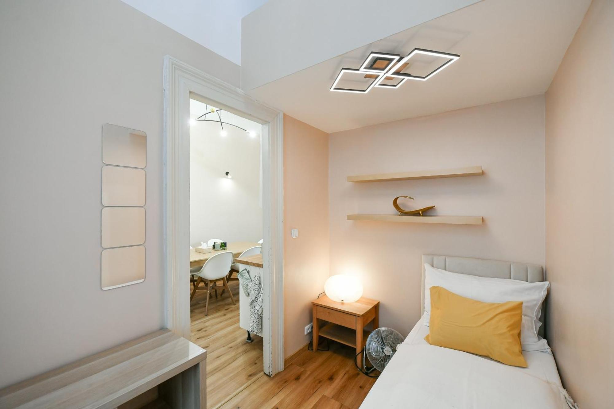 Stunning Charles Bridge Apartment Prague Exterior photo